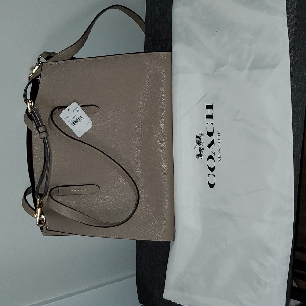 BNWT Coach bag